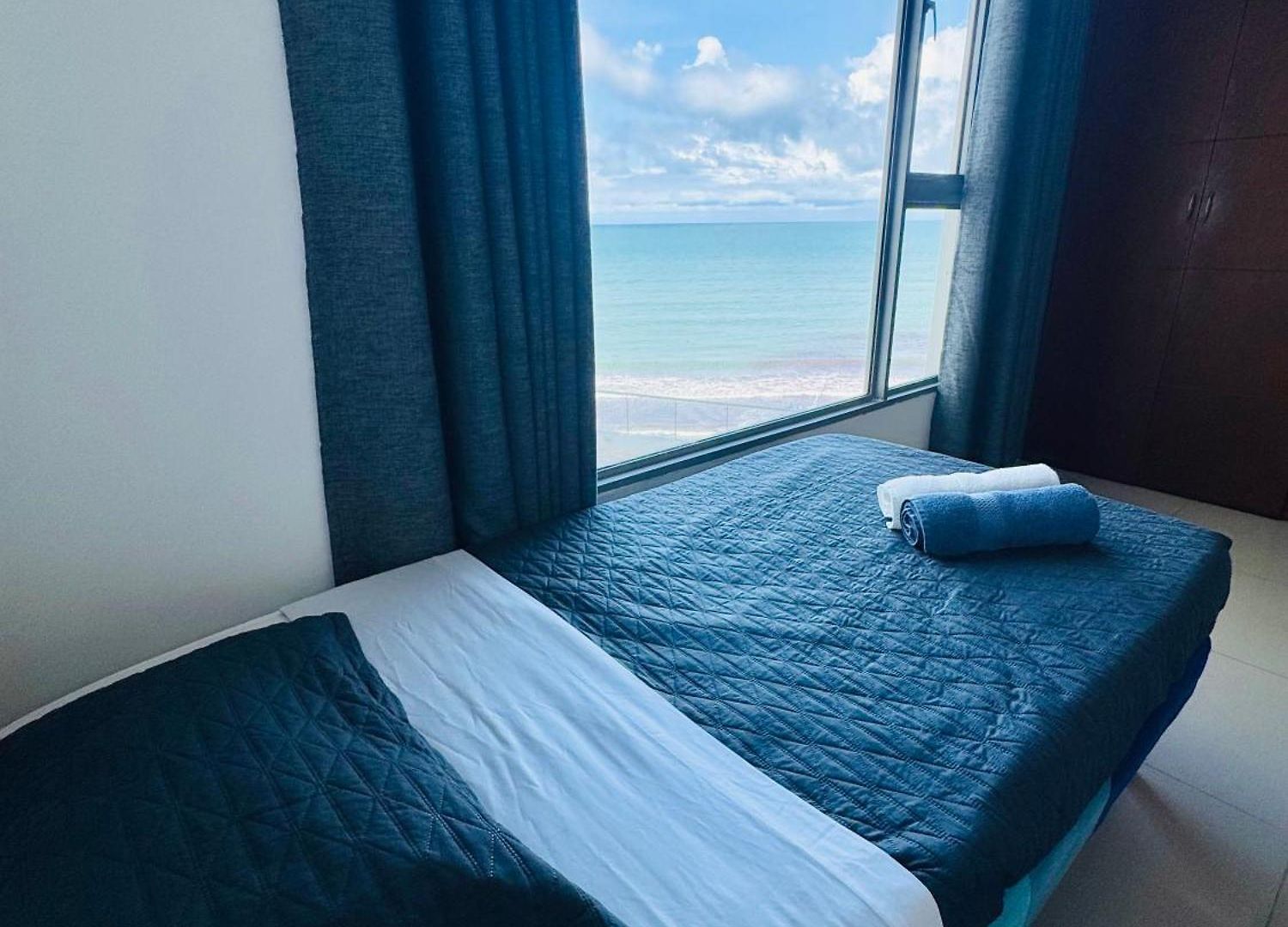 8pax Ocean View Beauty Sunset And Beachfront *