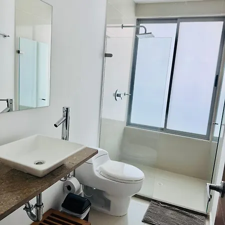 8pax Ocean View Beauty Sunset And Beachfront Apartamento *